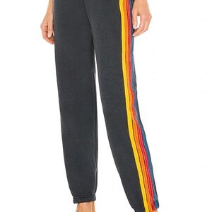 5 Stripe Sweatpant in Charcoal
Aviator Nation